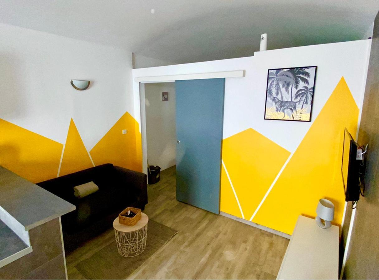 Location T1 Bis Lägenhet Le Pouzin Exteriör bild